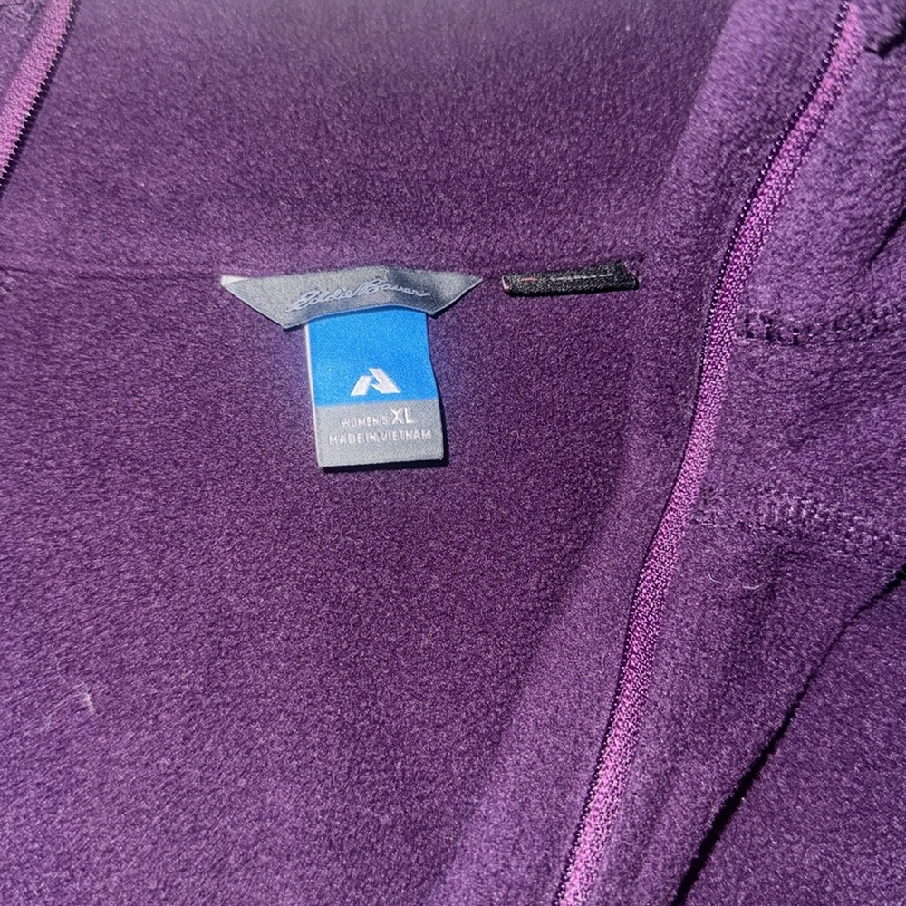 Eddie Bauer extra large purple fleece - Picture 3 of 5